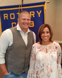 Photo Of Jennifer Kitna and Jon Kitna 